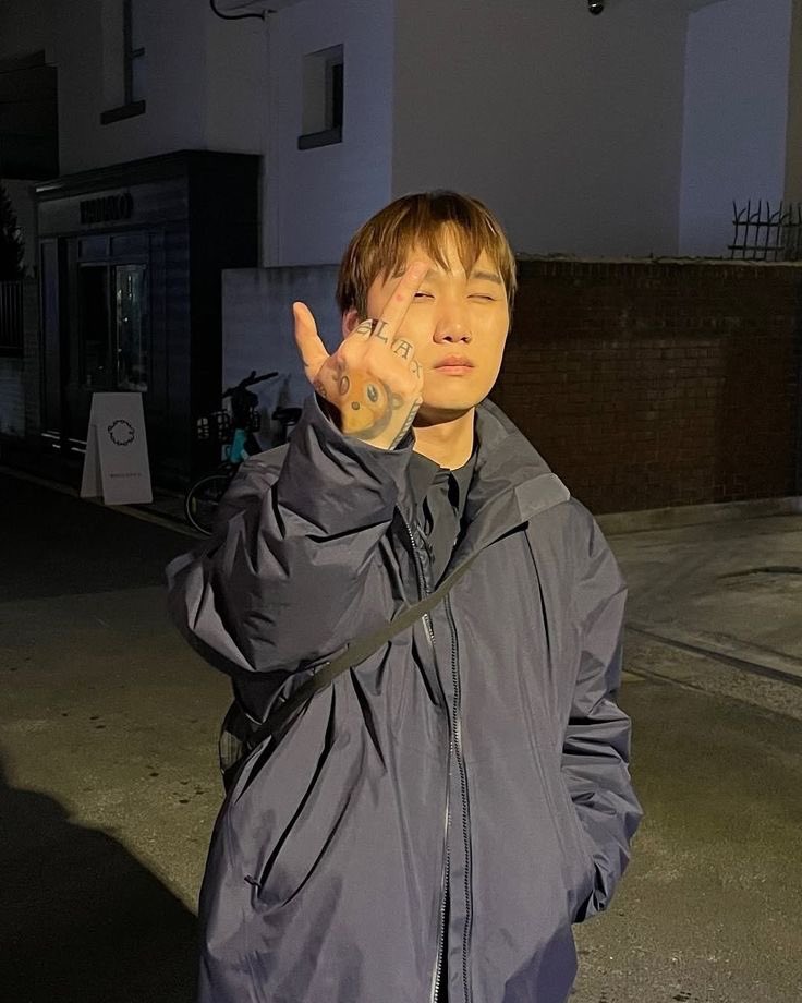 일구 tweet media