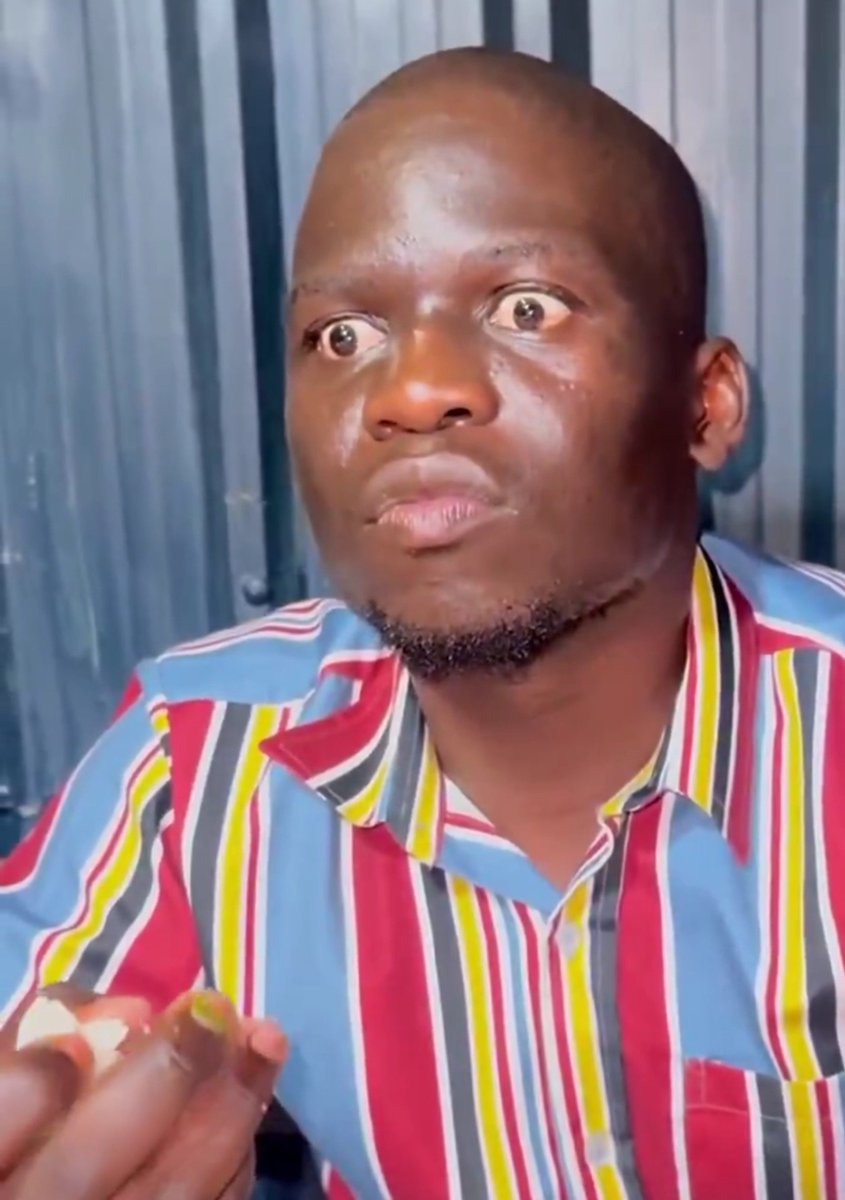 Mwakina_'s tweet photo. This is the Only comedian that is doing Real comedy on ground. Just focusing first on Kubamba wasee beife the Views . He is Soo natural. The latest gig was that of Leah premium Unga where Ugali  sourcer was a whole 5 grown ass men Supper 😂😂😂. He should not join politics like the likes of omondi and tricky .