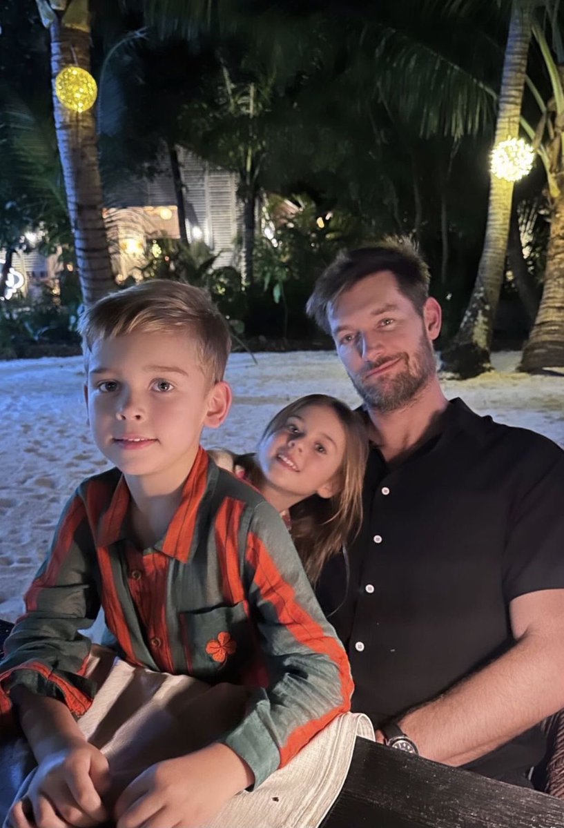 AlfredGanger's tweet photo. Mis dos bebés. ❤️ https://t.co/t06O25AZy2