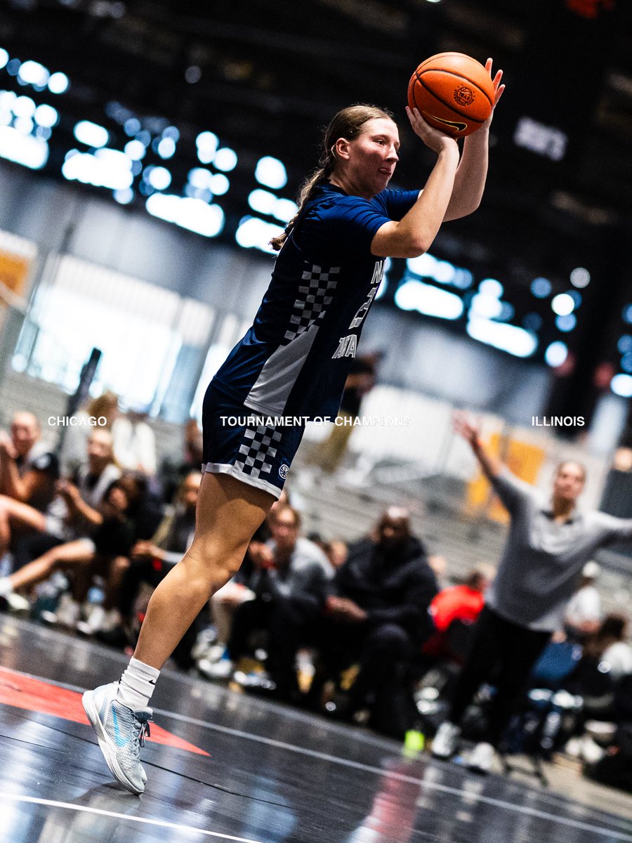 niketoc's tweet photo. No letting up.

#niketoc #tournamentofchampions #chicago https://t.co/FMEZHgkJvc
