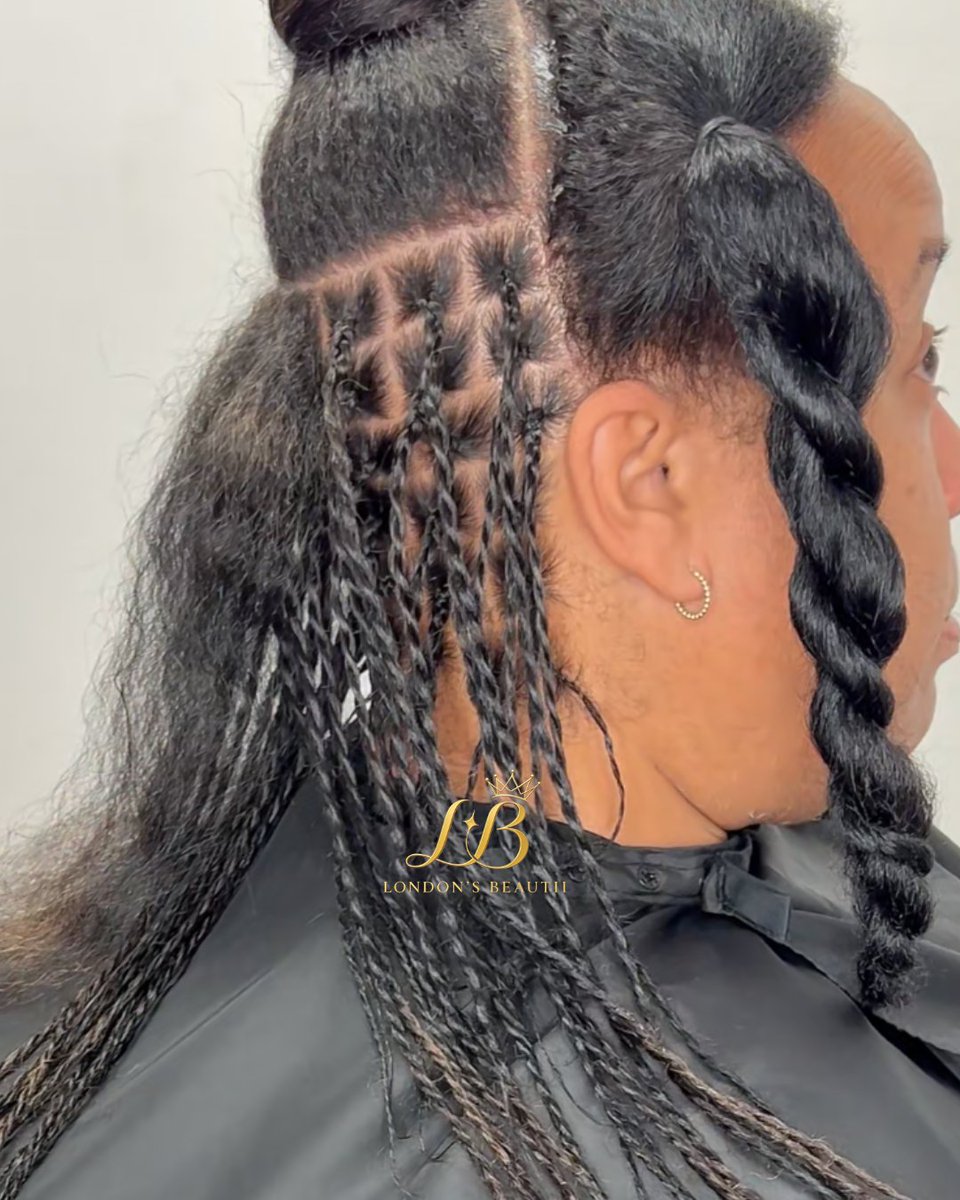 LondonsBeautii's tweet photo. Twist season is always in style. ✨🤎 📍Location: Bowie, Maryland 🇺🇸

✅ Follow for more transformations.
🔗 Booking Link in Bio

#ProtectiveStyles #DMV #dmvhairstylist#HairTransformation
#TwoStrandTwists https://t.co/M0Gb76AdCu