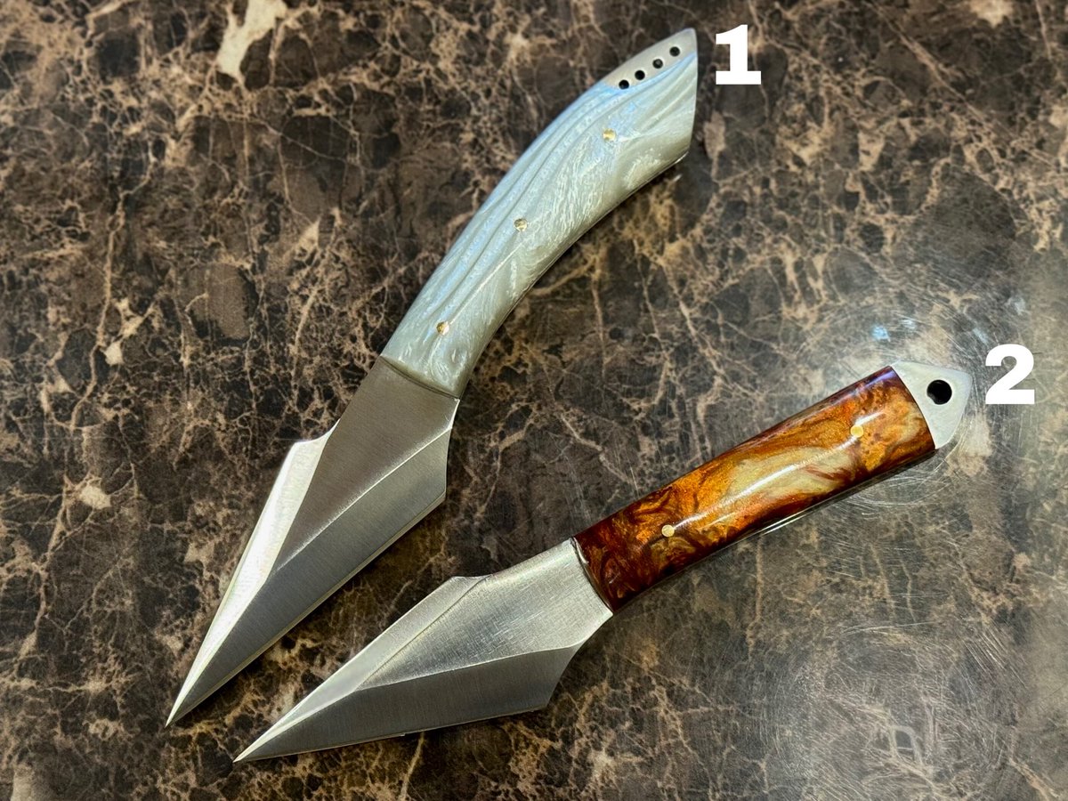 forgedbyad's tweet photo. Fresh Custom Blades Just Finished 
#1 or #2? https://t.co/7sAUF9AR4G