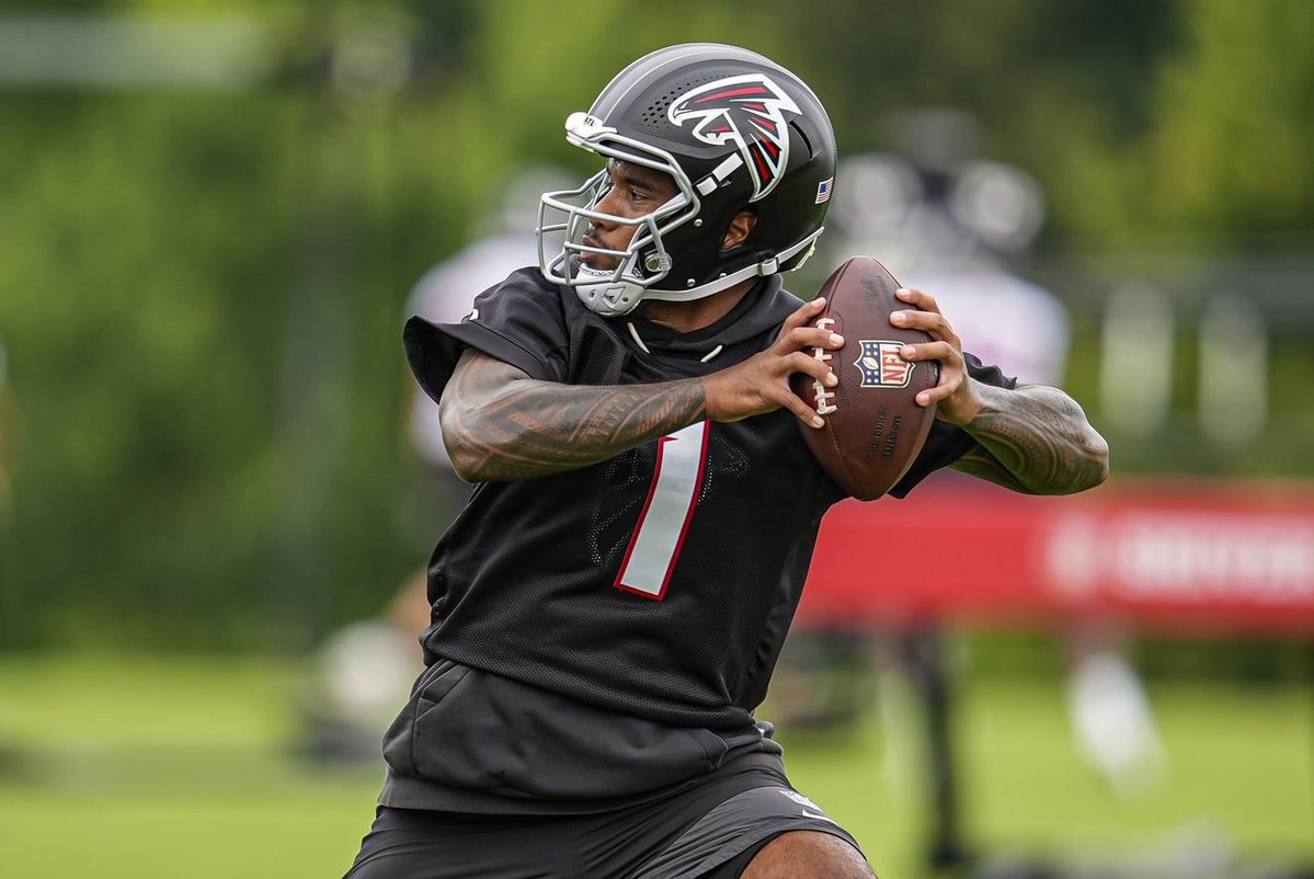 DocsSports's tweet photo. 2026 Atlanta Falcons Predictions with Best Bets and Odds to Win the Super Bowl  https://t.co/ad4b28gEaf 

 #Footballbets #NFL  #Docsports #NFLBets #sportsbets #football #sportsbets #superbowl #superbowlsunday https://t.co/mD7HFzjf3j