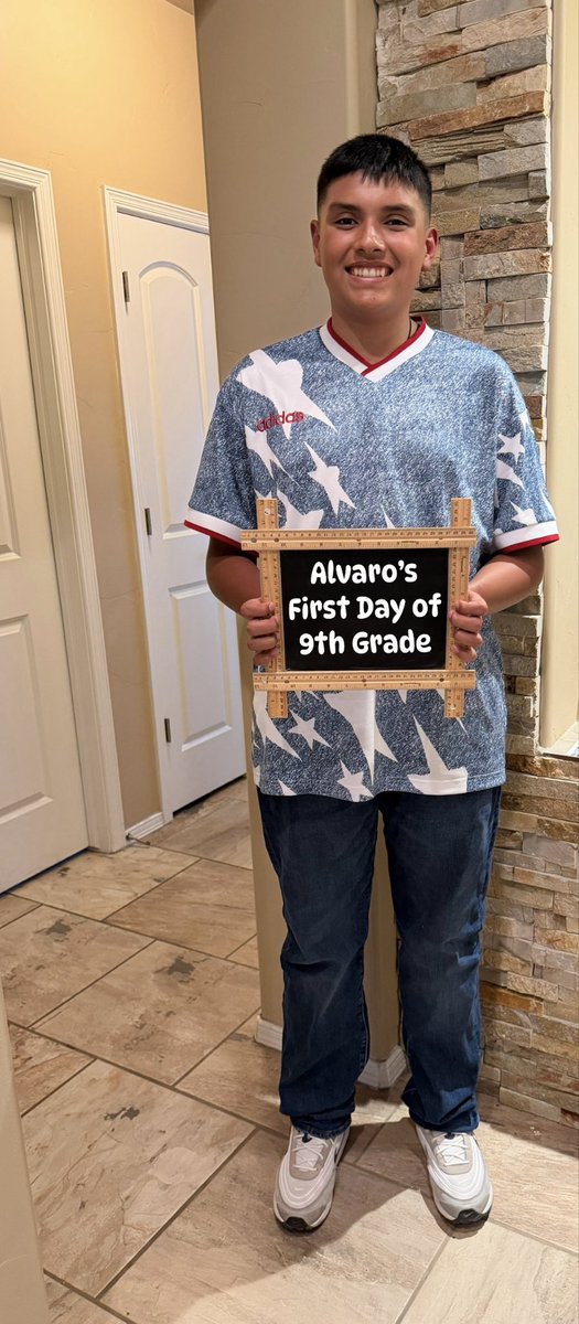 POrtega_RES's tweet photo. ✨ First day of a new school year for my lil’ giants and me! 😍📚Where has the time gone? 🥹 Today we’re all starting a new chapter. Praying God guides, protects, and blesses us every step of the way. ❤️🙏🏽 @Eastlake_HS_ @Eastlake_Middle https://t.co/Tk4dzdYpOh