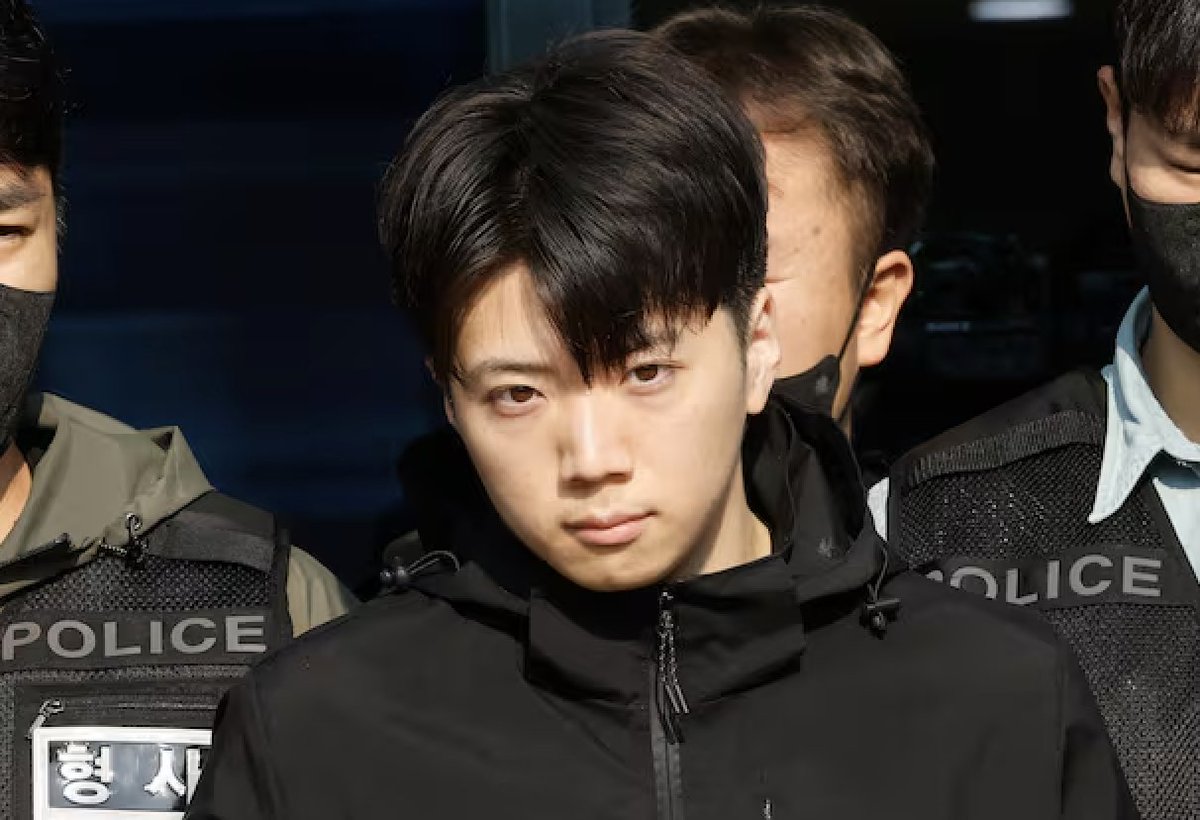 CollectiveShout's tweet photo. When Jang was arrested, two mutilated sex dolls were found at his home. Their necks had been slashed and their breasts cut off. 

It would appear that Jang practiced his crime on dolls prior to escalating to violence against living women. 
https://t.co/dfl3fihDTZ https://t.co/1uOheanKrU