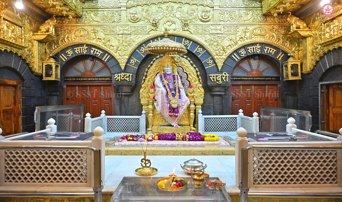 SSSTShirdi's tweet photo. *!! ॐ साई राम !!*
*श्री साईबाबा संस्थान विश्वस्त व्यवस्था,शिर्डी*
*!! ॐ Sai Ram !!*
*Shri Saibaba Sansthan Trust, Shirdi*
≈≈≈≈≈≈≈≈≈≈≈≈≈≈≈≈≈ 
*आरती :-शिर्डी माझे पंढरपुर*
*मंगळवार २८ जुलै २०२६*  
*Aarti :-Shirdi Majhe Pandharpur*
*Tuesday 28 July 2026* https://t.co/mlRqF88kEM