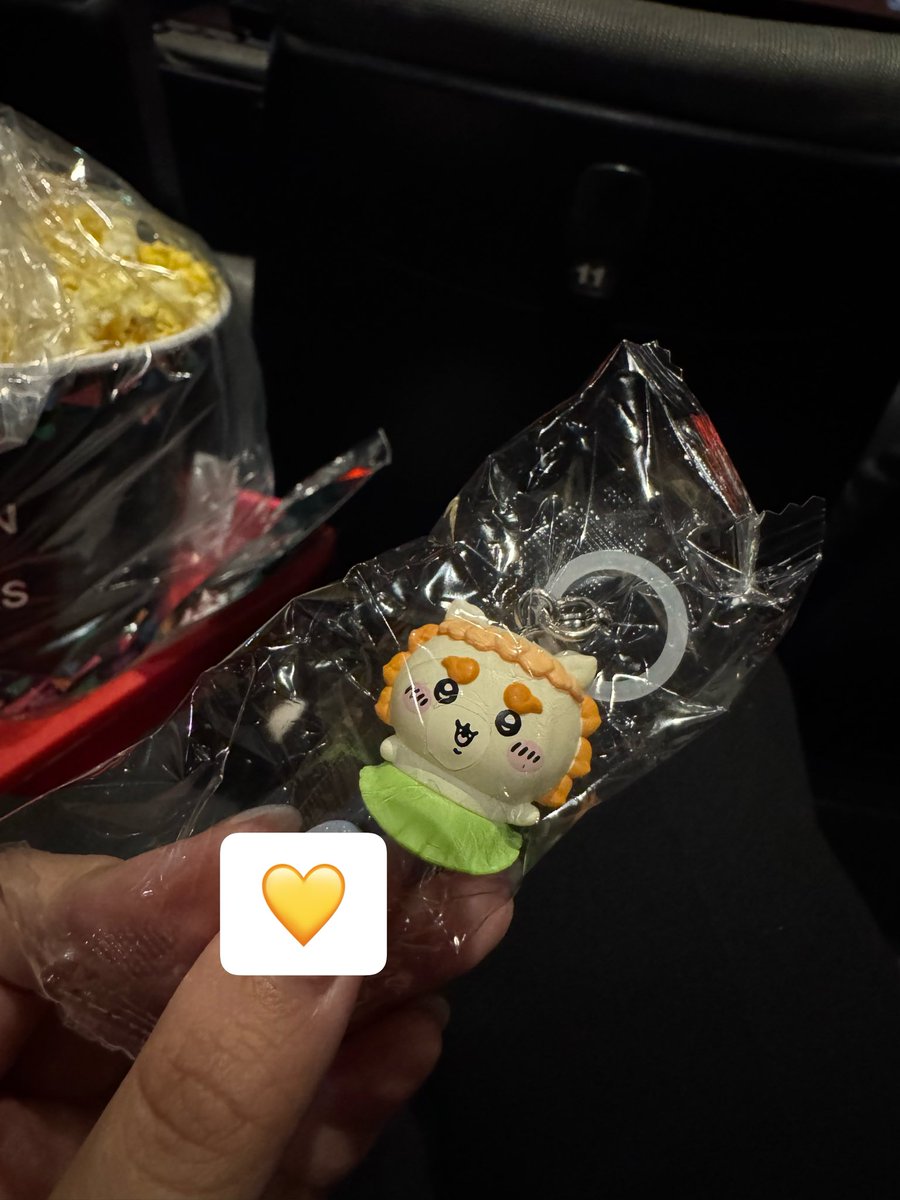 __haruco__'s tweet photo. 【交換】 映画 劇場版 ちいかわ 入場者特典 めじるしチャーム めじるし 

譲⠀シーサー
求⠀ハチワレ

本日7月28日ユナイテッドシネマ幕張(海浜幕張駅)13:00まで手渡し可能です。
また郵送での交換も可能です。

お気軽にお声掛けください🐟💛 https://t.co/7N5Fh6hdzU