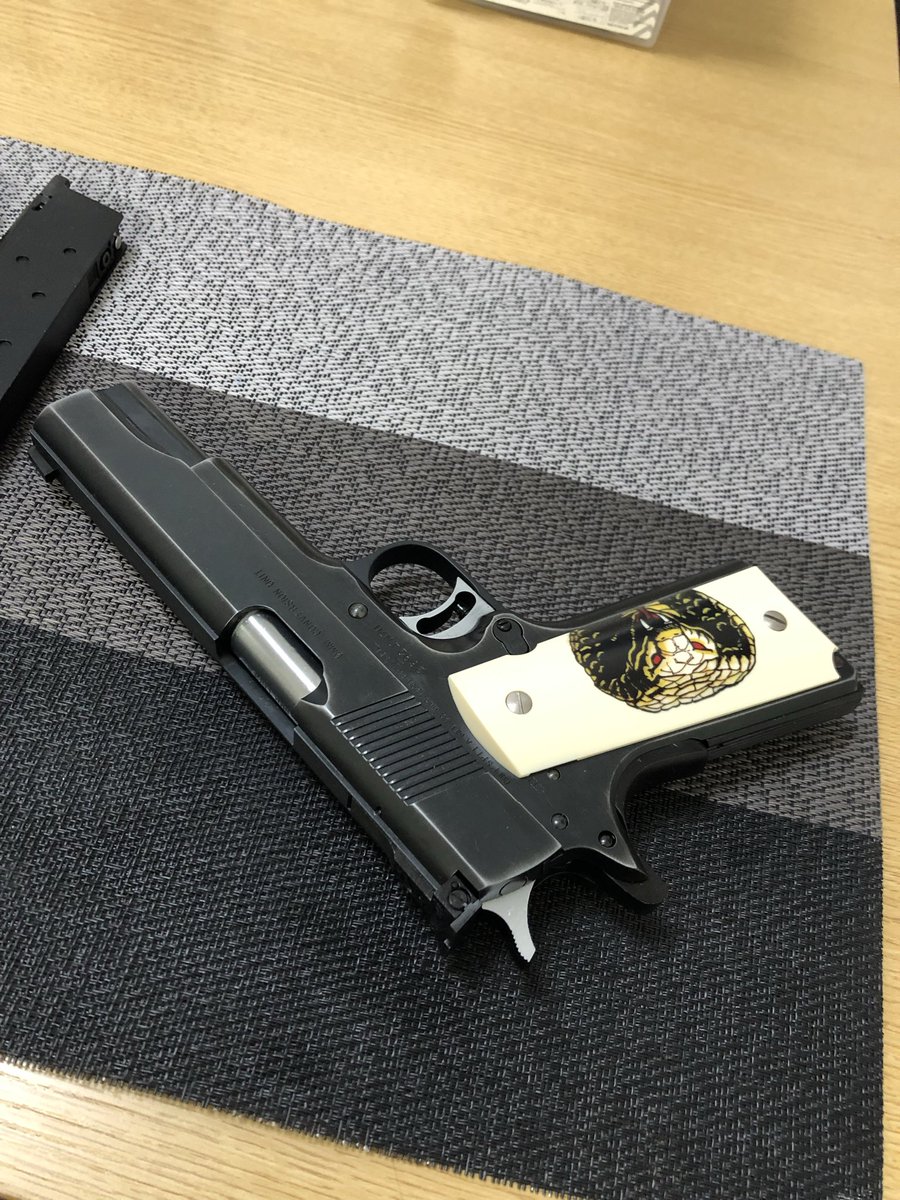 tetsuzi1's tweet photo. エアガンやモデルガン等の玩具銃を生産してくれているメーカー様には感謝しております！
作ってくれるだけでありがたいです！ https://t.co/anhSGQfwzq