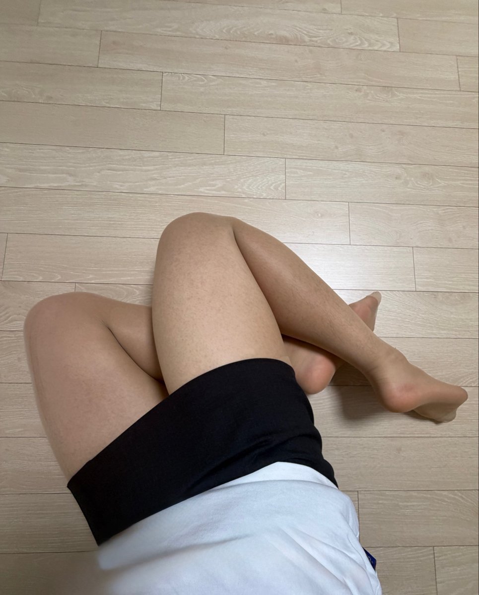 soaqkdb's tweet photo. 학교가고 싶다..
#CD #여장 #학교 #시디 https://t.co/OGb1ZeQjO5