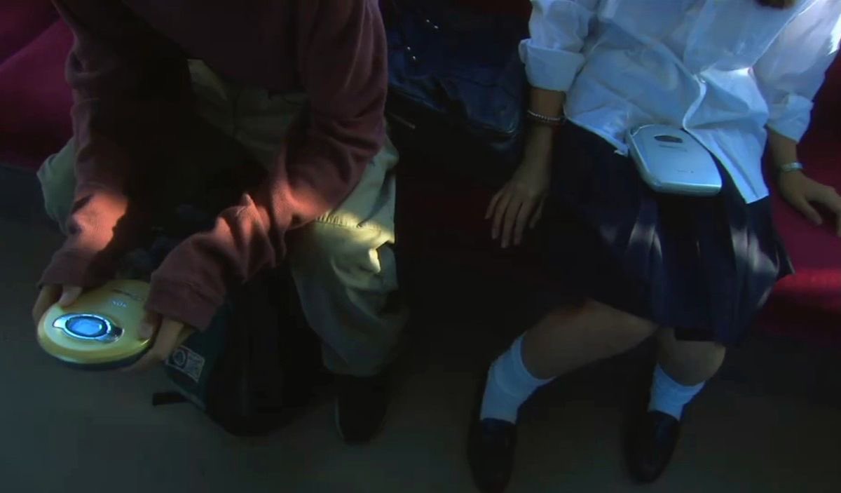 neiuuu's tweet photo. All About Lily Chou-Chou (2001) https://t.co/nGEuZaGqWC