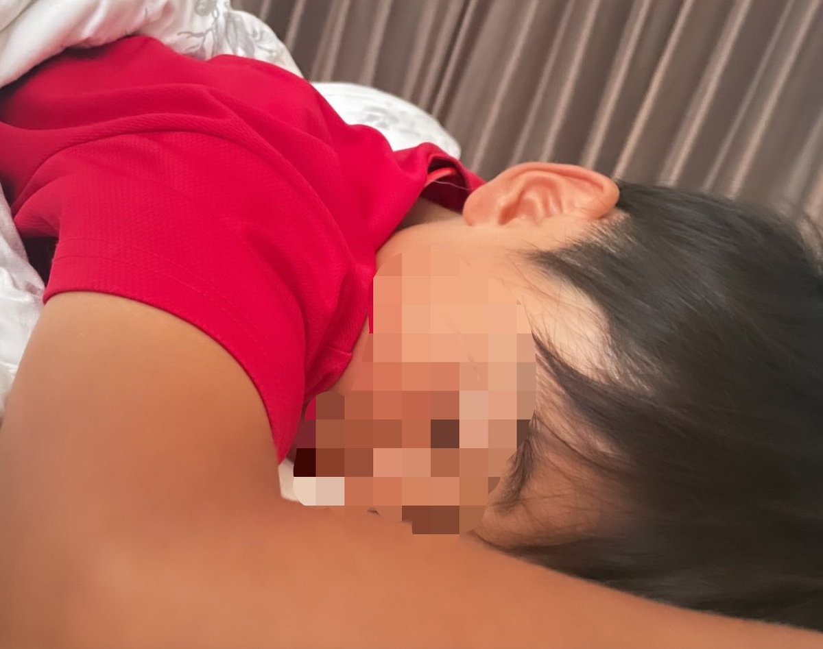 qfzfcn's tweet photo. ちょっと前の！
この時珍しくお昼寝しちゃったんだ https://t.co/9PQcM2kmsR