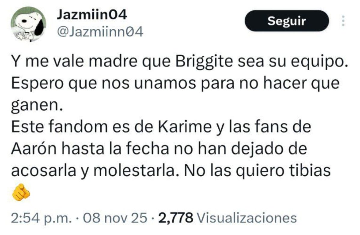leportadeA2's tweet photo. Que decías #Perrisima ? 🤡
Pinches come chicharon en salsa verde, están bien cargadas y estúpidas las loquitas 😂
#KarimePindter #BriggiteBozzo
#AaronMercury https://t.co/T2UtfIHwMf