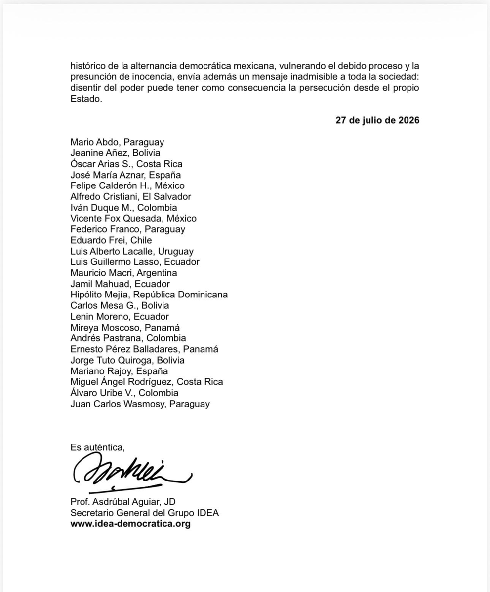 MLopezSanMartin's tweet photo. 25 expresidentes respaldan a Ernesto Ruffo

Integrantes del @IDEA_Grupo calificaron su detención como una presunta persecución política y alertaron por la criminalización de la oposición

También cuestionaron la reforma judicial y el Estado de derecho en México https://t.co/F9EC7jAkTq