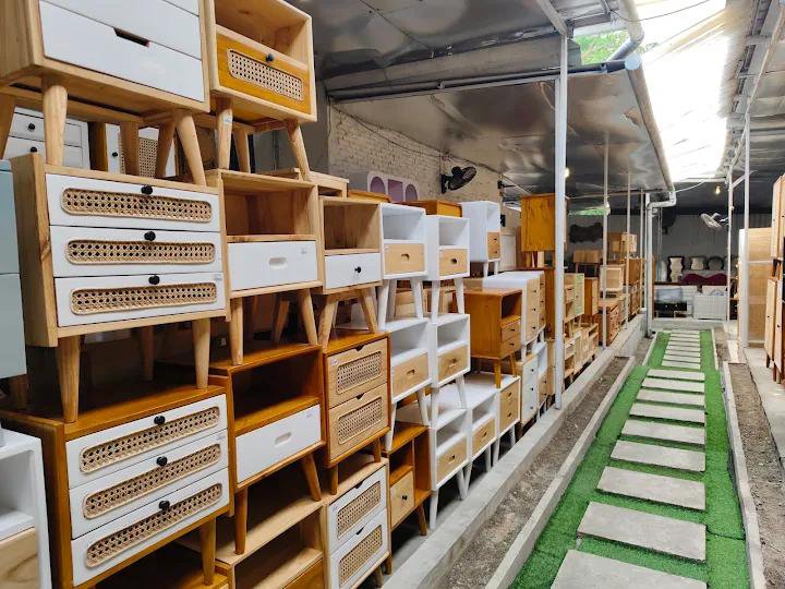Armand_Rio's tweet photo. Alamatnya di sini yaa…
📍 Jl. Kasongan No.48, Karangpule, Tirtonirmolo, Kec. Kasihan, Kabupaten Bantul, DIY 55184

Yang mau pesan online atau sekadar cek harganya dulu bisa lewat sini: 
🔗 https://t.co/FgFuJz3pE8 https://t.co/IGB10nxHG6
