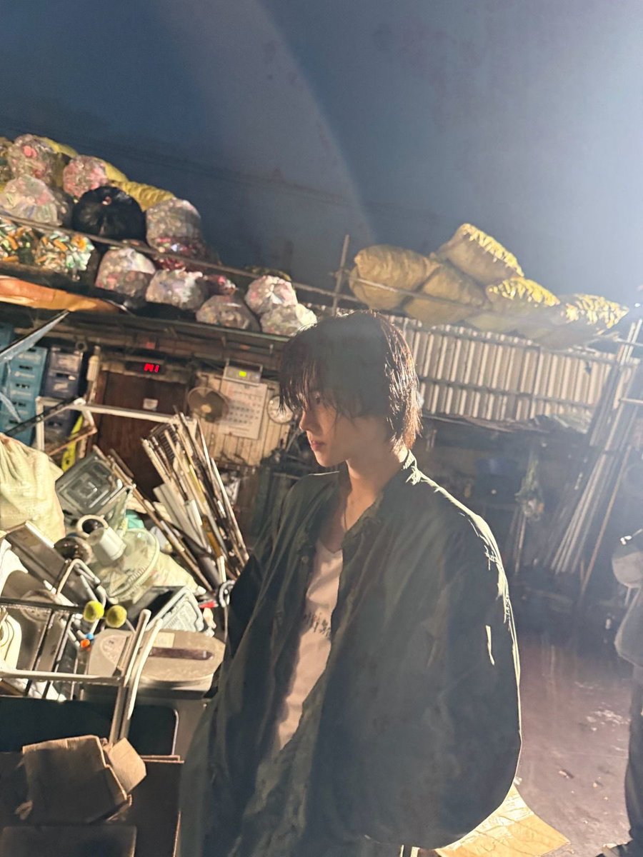 xdizvilode's tweet photo. 늑대소년 https://t.co/N2dGttXGl7
