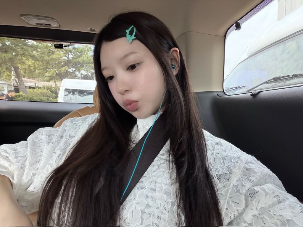 cielIosie's tweet photo. ᅠ
ᅠᅠ

꒰  #LITNATION  ꒱
ꔫ ⎯⎯⠀ .  🌙

💭 𝗧𝗔𝗦𝗜𝗔 just posted:
Good meowningg!!! Tebak aku mau kemana?? 

ᅠ
ᅠᅠ https://t.co/R5lqu9iem2