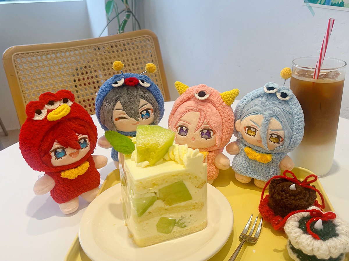 umurice_cook's tweet photo. #いつぬいが見られるタグ
👾🛸 
🌎지구정복 대신  메론케이크 정복🍈🍰 https://t.co/YD3Dn6JPi9
