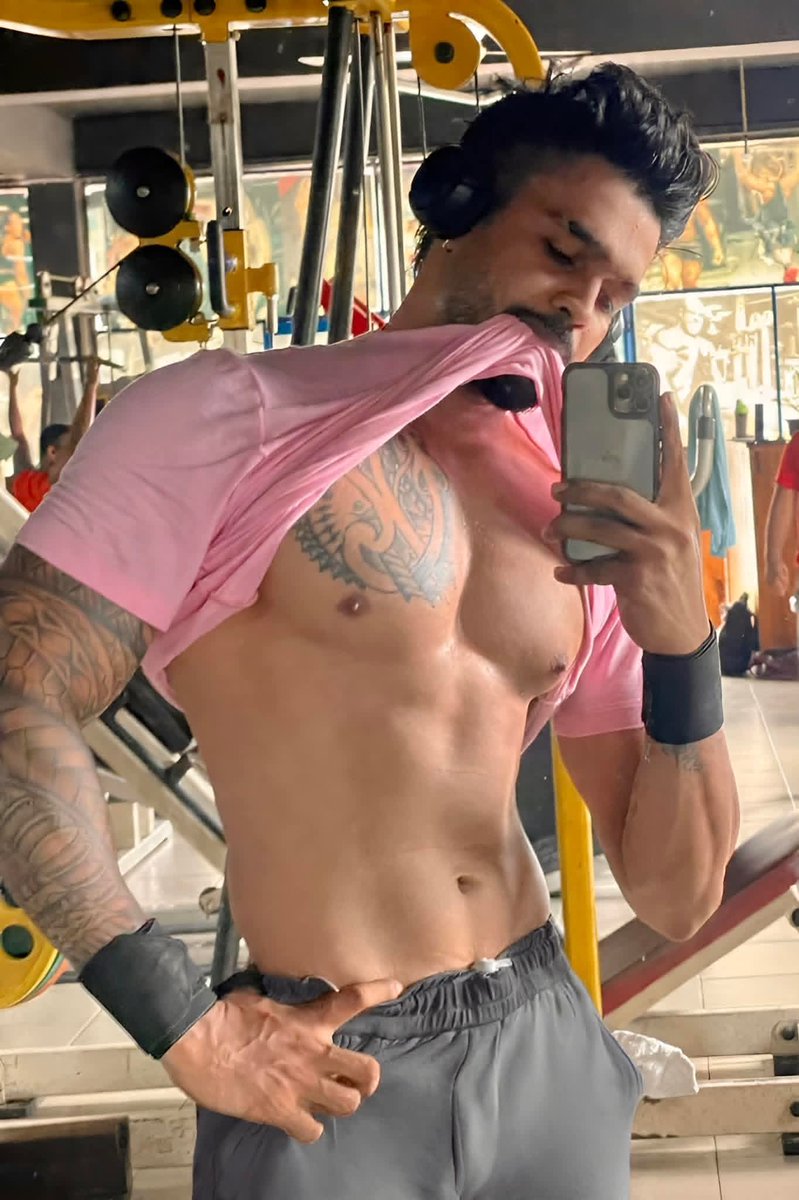 Manojmadushan tweet media