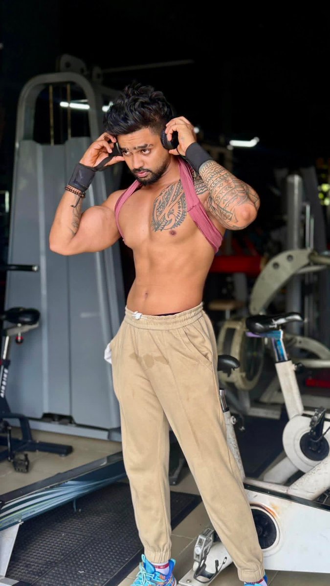 Manojmadushan tweet media