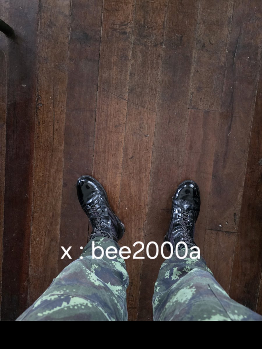 Bee2000a's tweet photo. มีใครเลียเงากว่านี้ไหม55555 #หัวเกรียน https://t.co/NchH4cFVlH