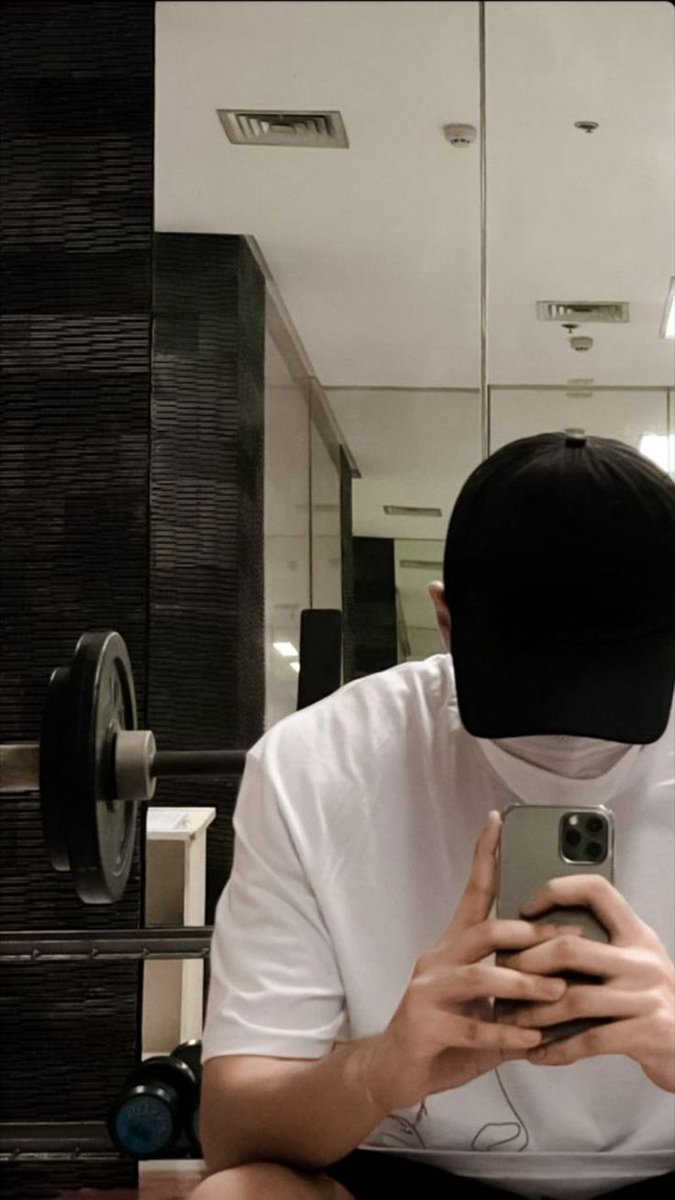 csg1001's tweet photo. 낮인데 벌써 뜨거워졌다 삼켜줄 준비된 사람
#게이 #ㅎㅃ #섹친 #ㅇㄹ https://t.co/DBBTbIUk3a