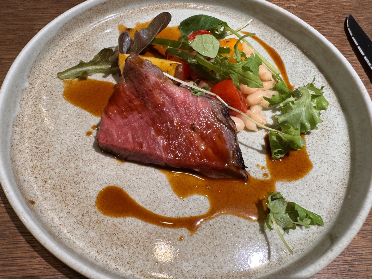 gorinashi4881's tweet photo. restaurant  Ri Re   森ノ宮

嫁のママ友さんとこのフレンチ😊
久々に伺った😋

まあまあエエ値段する店やのに、めっちゃ若いカップルとかおってビビった😳
自分が同じ頃は、こんな店に連れてってあげれんかったなぁ、、、
今の若者スゴい👏

魚も肉もMAX楽しんで嫁さんもご機嫌❗️
良きディナー🥴👍🏻 https://t.co/DgvY4mmuj2