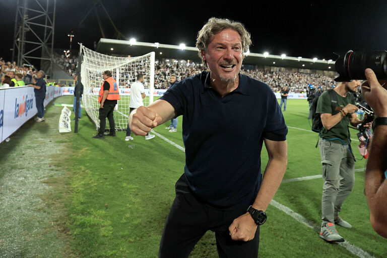 Infofatti's tweet photo. Il #Venezia strapazza 3-0 il #Galatasaray in amichevole: doppietta per #Lauberbach e gol di #Yeboah
La squadra di #Stroppa nella ripresa dilaga contro gli avversari turchi a Linz https://t.co/VaRd9XIa6W