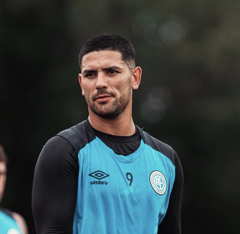 PlanetaBoca's tweet photo. 👀 Lucas Passerini, otro de los nombres que tiene Boca en carpeta para reforzar la posición de número 9. https://t.co/jiYZDUI1N1