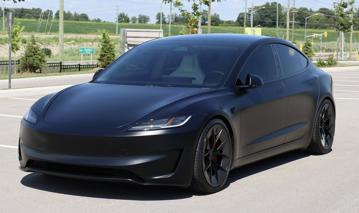 niccruzpatane's tweet photo. You don’t know how good you have it with Tesla ownership until you look at other cars. 

• Full Self-Driving
• World’s best UI experience 
• No key, no start button
• Best phone app
• Grok integration 
• Trip Planner for roadtrips 
• Amazing efficiency 
• Safest vehicles in the world 
• Next to zero maintenance 

Etc etc.