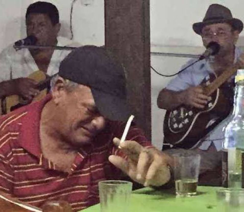 MainYasuoeJax's tweet photo. @miolaquiavel a gente somos parecidos https://t.co/OZM5JihWk7