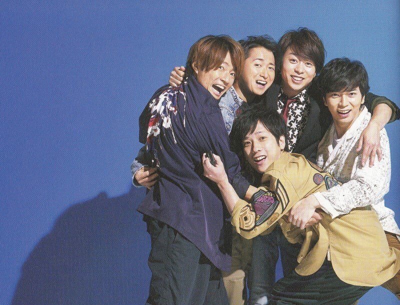 arashi_memorie's tweet photo. 💙✨

5人が一緒なら、それだけで幸せ。🥹🌈

どんな瞬間も、5人の笑顔が私たちの宝物。

#ARASHI #嵐 

#WeAreARASHI 

#嵐ファンと繋がりたい https://t.co/3pH8nEI3xu