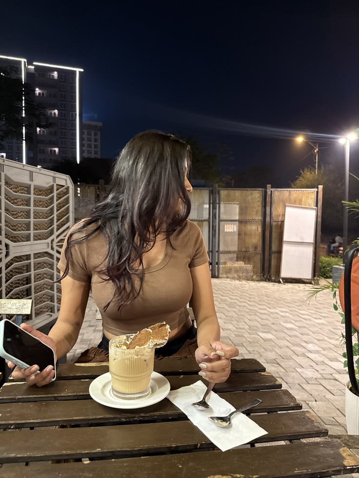 Ruhi Sharma tweet media