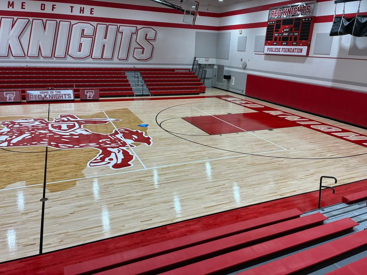 Toronto_Hoops's tweet photo. New floor in
 “THE KUNZLER”

We’re Very excited to have Great Things in T-Town

As Coach Perk says 
Great Things happening in Toronto……..
@BaseballToronto https://t.co/7XwbYrGvj0