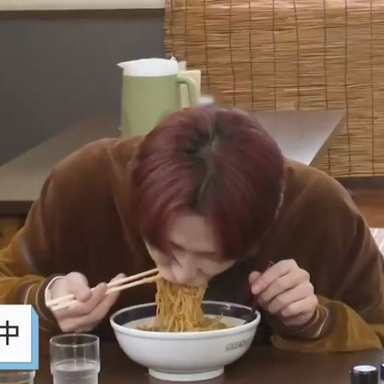 gagamuk1129's tweet photo. 그리고 내가 진짜진짜 좋아하는 닉쭈 한입차이 ㅋㅋㅋㅋㅋㅋ https://t.co/wX5qxIbtnm