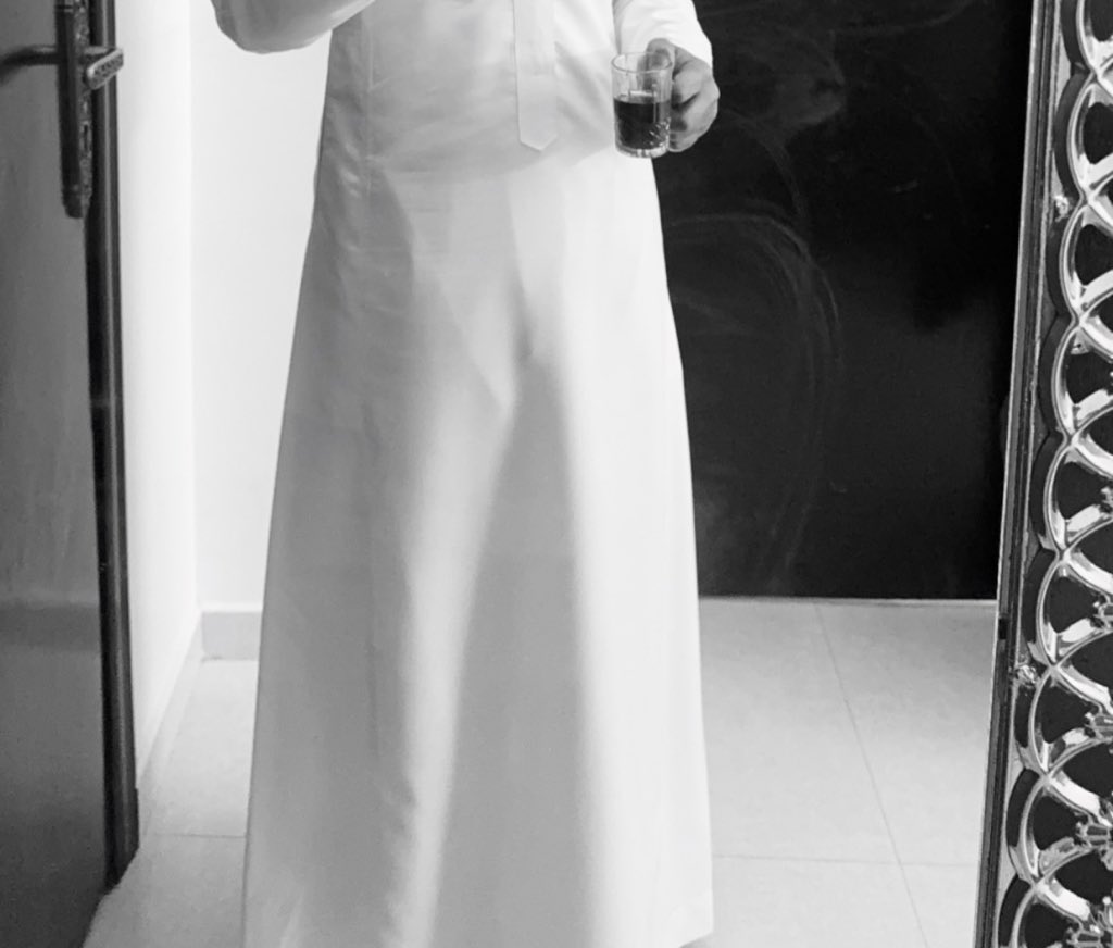 Loqa7o0's tweet photo. متزوجة او محرومة؟ ممحونة وكل البيت نايم وكسك مايشبع؟ 
تعالي خاص او سناب بجننك بحجمه 🫦❤️‍🔥 https://t.co/vl6RY8fmQ3