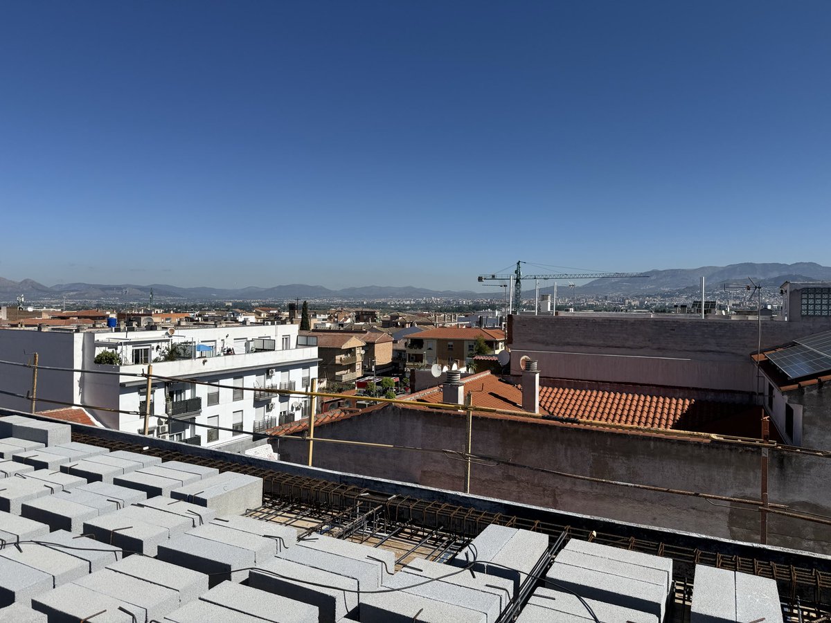 sevegra's tweet photo. Las vistas de nuestros áticos. En Armilla van a ser espectaculares https://t.co/T88enNSYk5
