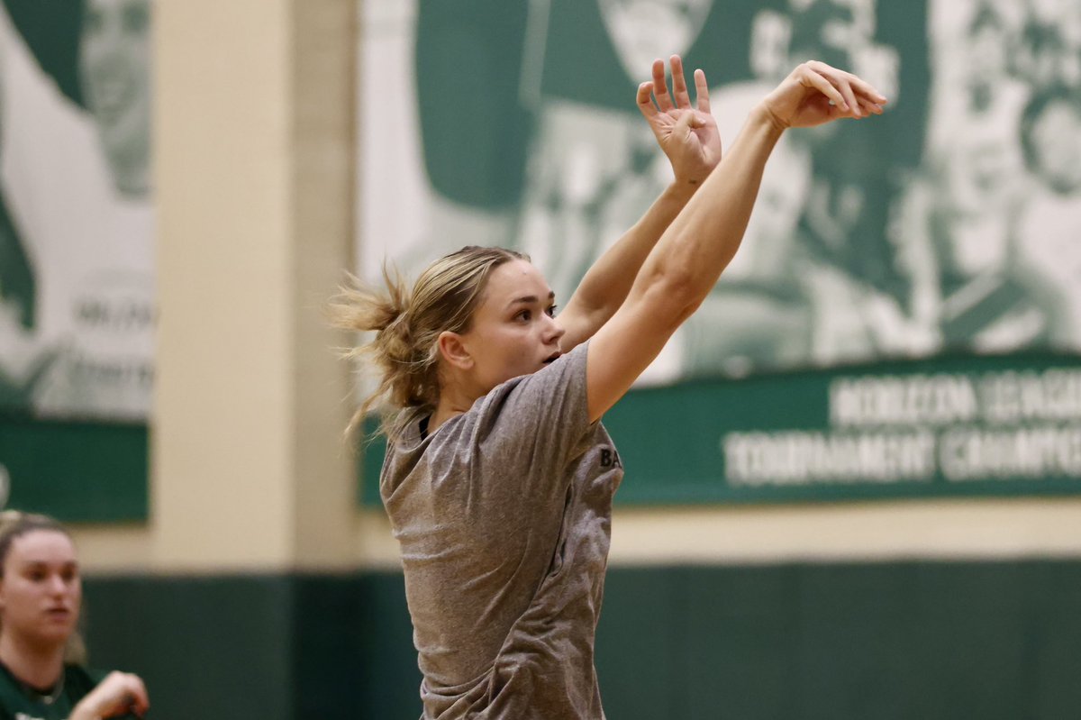 CSU_WBasketball's tweet photo. Monday Night Hoops 

#PRIDE https://t.co/38vOzRn4OD