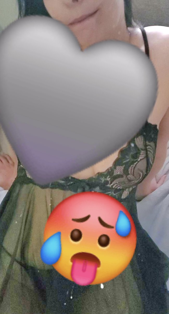come4loadznfun's tweet photo. Blew my load all over my friend's tits after she drained my cock sucking on it 🥵🥵

https://t.co/UZEZKyYRzd https://t.co/lsSrv8WrFH
