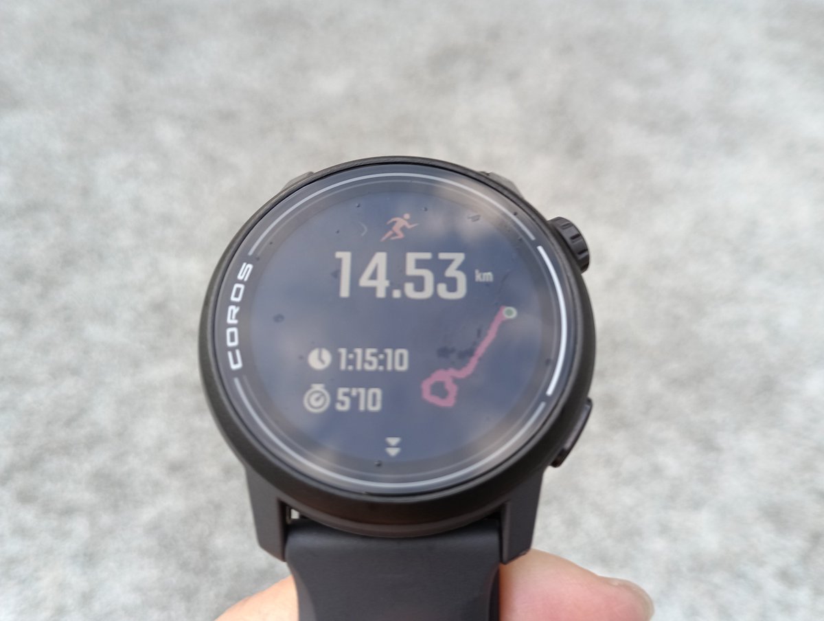 coo_sy's tweet photo. おはようございます！
火曜日の朝ラン14km🏃
昨日休足したので今日は軽快に...とはいかなかった😅 https://t.co/VAL3Lwo8V5