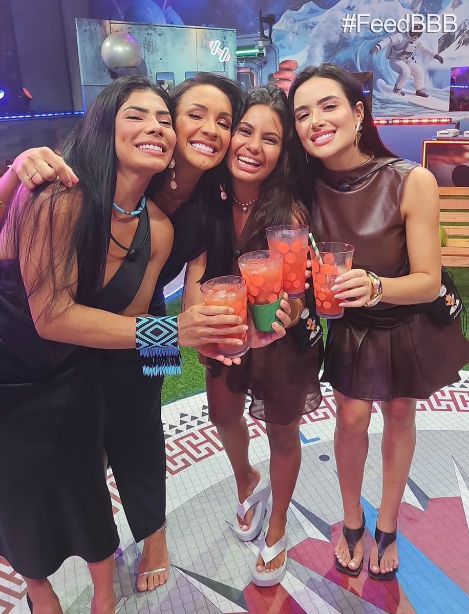 WaleskaaaRzzcs's tweet photo. Apaixonada nessa foto delas🥹❤️ https://t.co/LSX5ULwurX