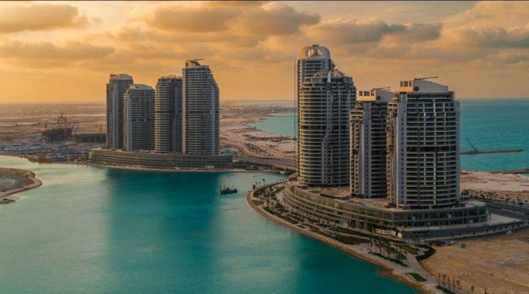 yehia5yehia's tweet photo. اللي عمله السيسي في السنين اللي فاتت صعب اي حد يعرف يعمله السنين اللي جاية.

عمل دولة بجد وحق وحقيقي.
احنا كنا فين وبقينا فين . https://t.co/wB9uZ6VvMW