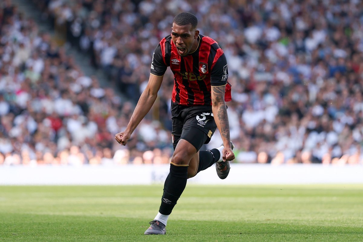 LfcTransfer_New's tweet photo. 🚨🚨💣 EXCLUSIVE: Liverpool are planning to sign BOTH Bradley Barcola and Brazilian talent Rayan!🇫🇷🇧🇷

Internal discussions have taken place as Andoni Iraola and the board appreciate both players.

Barcola and Rayan are open to the project and #Lfc actively exploring both deals. https://t.co/gxGnxgjdDA