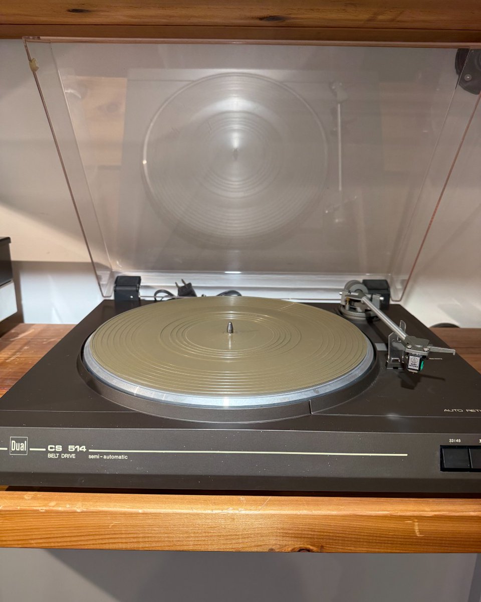 audio_connexion's tweet photo. DUAL CS-514 Turntable w/AUDIO TECHNICA AT95E Cartridge Trade-In

• Includes Manual
• Includes AUDIO TECHNICA AT95E Cartridge

https://t.co/3NjKN9L0XW https://t.co/RQJOG5HGh8