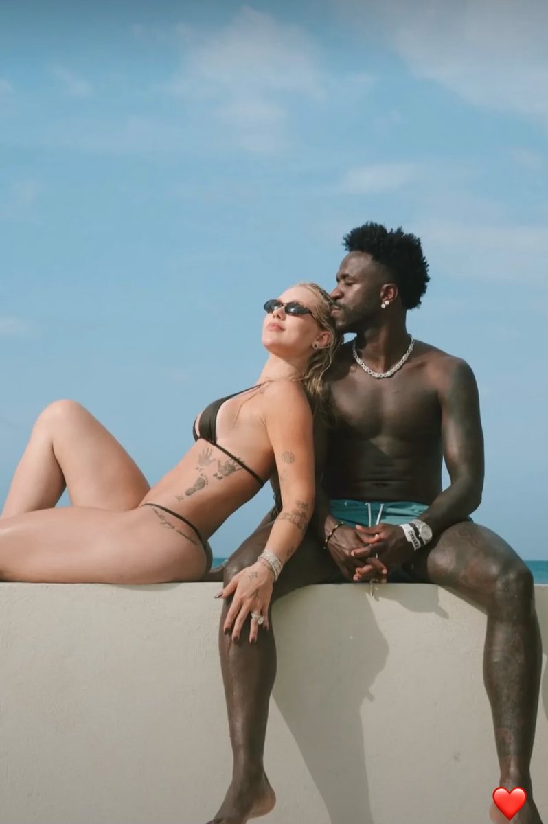 OfficialBFresh's tweet photo. Vinícius Jr. is enjoying a holiday in Jamaica with his girlfriend, embracing sunshine, relaxation, and quality time together. https://t.co/Rdy6HGBEch