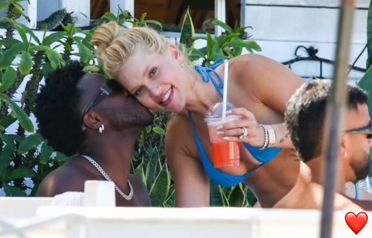OfficialBFresh's tweet photo. Vinícius Jr. is enjoying a holiday in Jamaica with his girlfriend, embracing sunshine, relaxation, and quality time together. https://t.co/Rdy6HGBEch