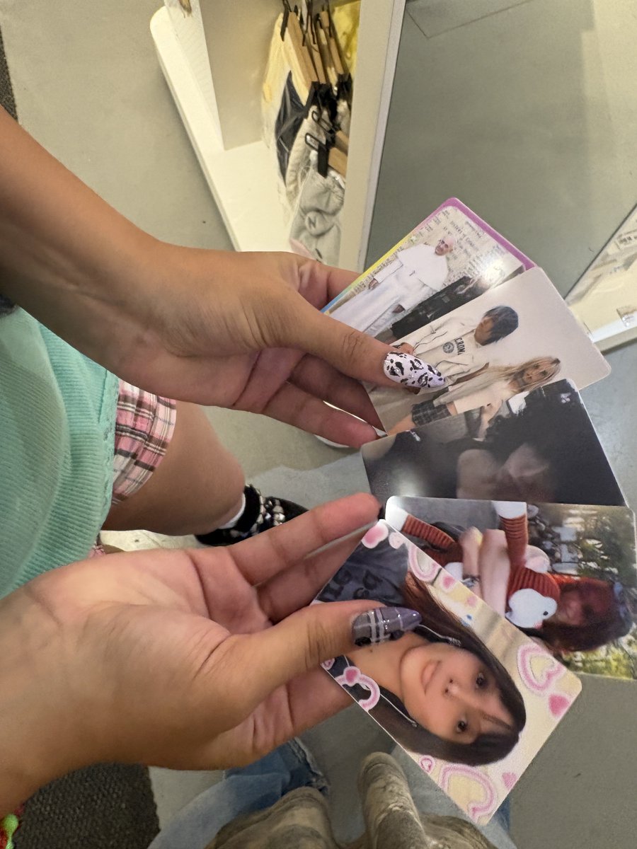 FCremix's tweet photo. made jane and fc photo cards in times square after frost fest... #FuckYes https://t.co/A7WHfio6Wu