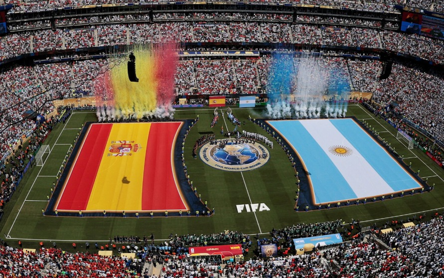 MarioNawfal's tweet photo. 🇪🇸🇦🇷 Slavko Vinčić just announced his retirement from elite refereeing.  

One week after he officiated the World Cup final between Spain and Argentina.  

The Slovenian ref became the first from his country to take charge of a World Cup final.  

FIFA even named him the best referee of the tournament.  

Official line is he planned to walk away at the top after reaching the biggest stage.  

Still… some people are already asking the obvious questions.  

Why quit so fast after such a heated final full of cards, fights and controversy?

Source: ESPN / Writer: Sol