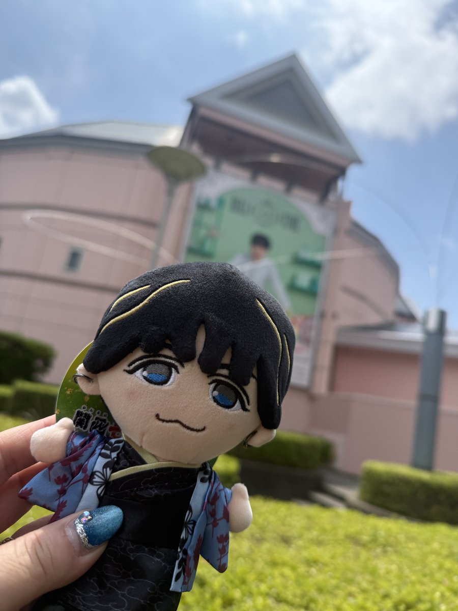 zero_1251's tweet photo. 昨日はお友達に誘われて久々の流星舞台✨
相変わらず可愛かったな
ほんわか物語だと思ったら途中から
あれ？あれ？って（笑）
いや～びっくりした
駿河さん登場でもしや？とは思ったが
駿河さんもすごかったな
鳥肌たったわ
龍臣君も良かった😆すっかり大人や～
丸ちゃんと百鬼のフライヤーもあったよ https://t.co/zPH0STYbQJ
