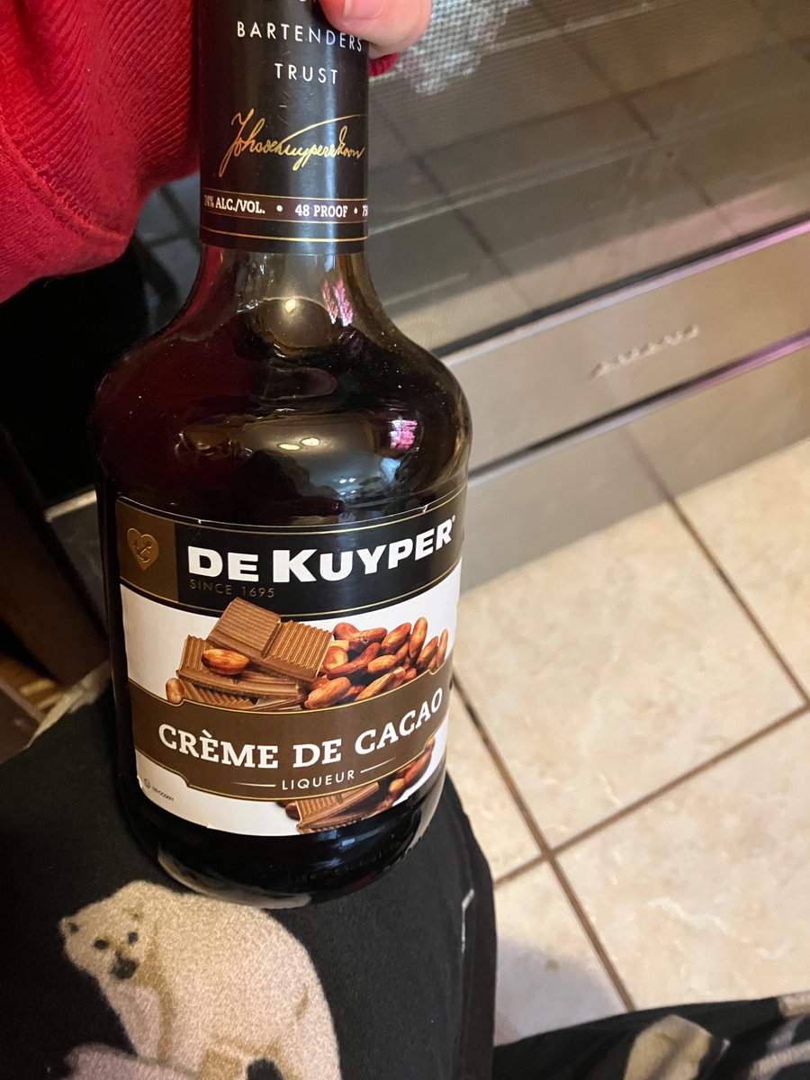 Aclumsyclown's tweet photo. ⭐️I’m about to get so drunk ⭐️ https://t.co/UnhDSv7ytx