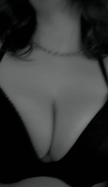 nocturnal_b4t's tweet photo. ★ redoing my intro post ! 🦇

    ★ callie - she/they
    ★ 19 - switch 
    ★ my dms are open !

 ★ #nsfwtwt #nsfwtwtً https://t.co/njaXGK09II